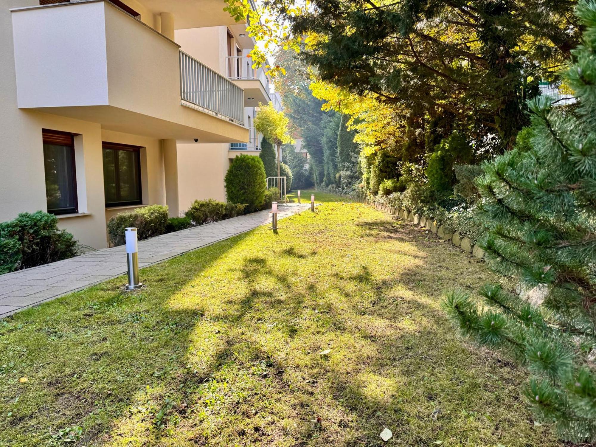 Luxury Penthouse On Rosehill With Free Garage Apartament *